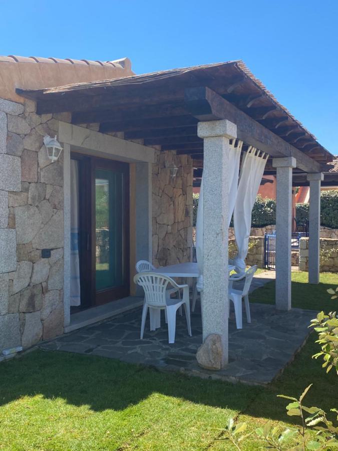 Villa Azzurra Sul Mare Budoni Exterior photo