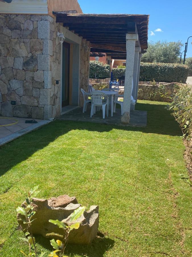 Villa Azzurra Sul Mare Budoni Exterior photo