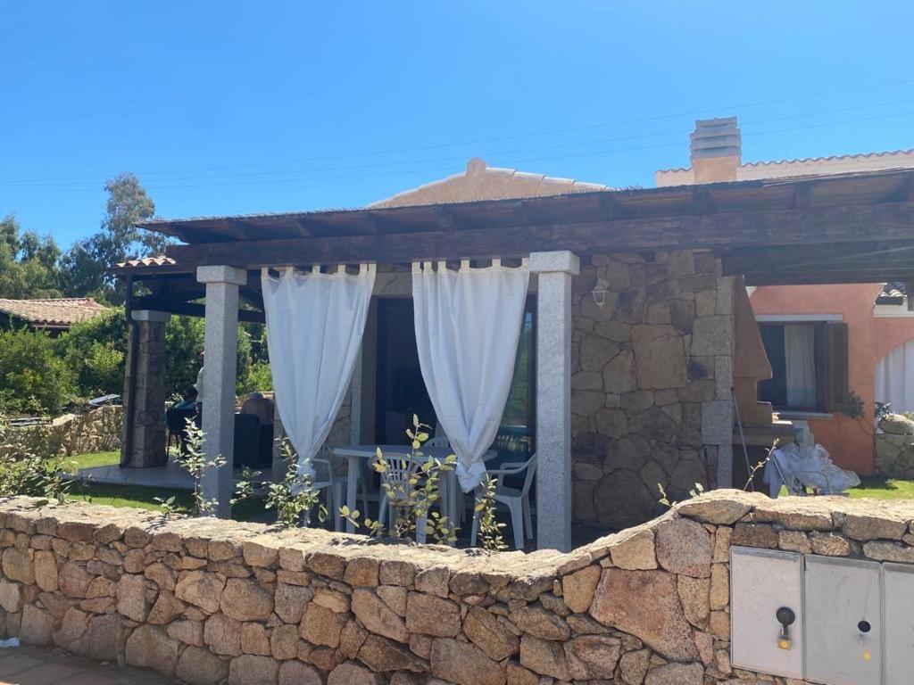 Villa Azzurra Sul Mare Budoni Exterior photo