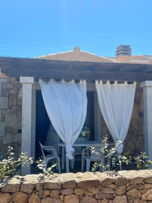 Villa Azzurra Sul Mare Budoni Exterior photo